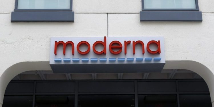Moderna sees positive results in COVID-flu vaccine trial