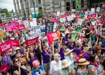 Federal judge rules North Carolina residents can take abortion drug at home