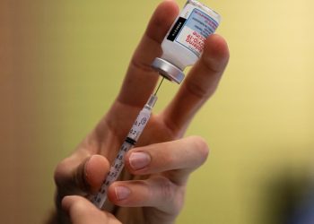 CDC recommends getting an updated COVID vaccine for the fall