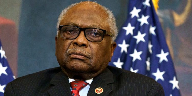Clyburn on Trump attempt to take credit for insulin pricing: ‘How can you be so bold with your lies’