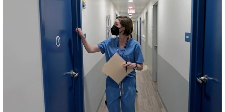 Kansas Supreme Court strikes down anti-abortion laws