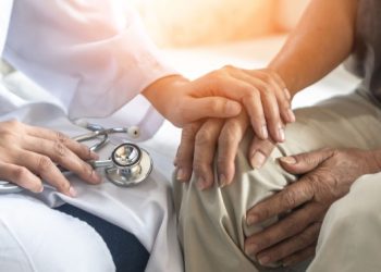 Loss of a loved one early in life may accelerate aging: Study