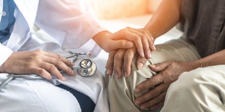 Loss of a loved one early in life may accelerate aging: Study