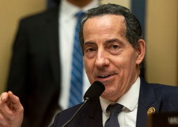 House Democrats call for investigation into crisis pregnancy center funding