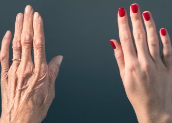 Study finds bursts of rapid aging at 44, 60