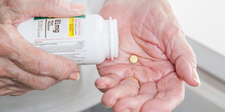 Aspirin may help cut colorectal cancer risk