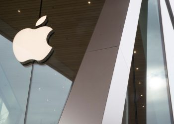 FDA approves Apple AirPod’s hearing aid capability