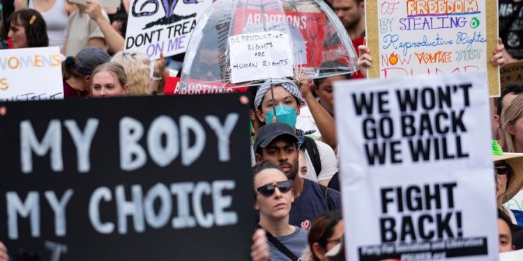 Anti-abortion group launches ad campaign in response to Georgia women’s deaths