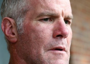 Brett Favre says he has Parkinson’s