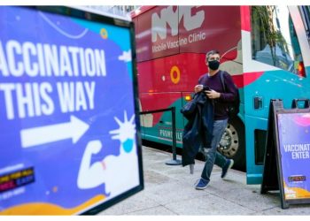 Former NYC COVID-19 czar admits attending sex, dance parties amid pandemic social distancing