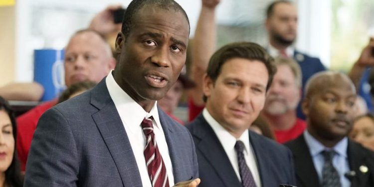 Top Florida health official advises against fluoride in drinking water