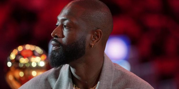 Dwyane Wade reveals cancer diagnosis, kidney surgery