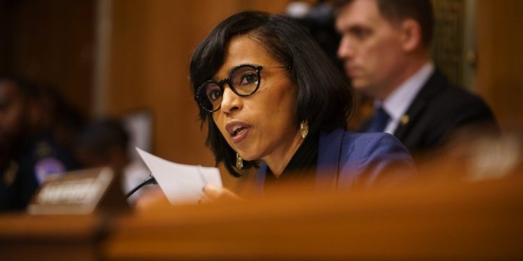 Alsobrooks grills Kennedy on belief that Black Americans should get different vaccine schedules