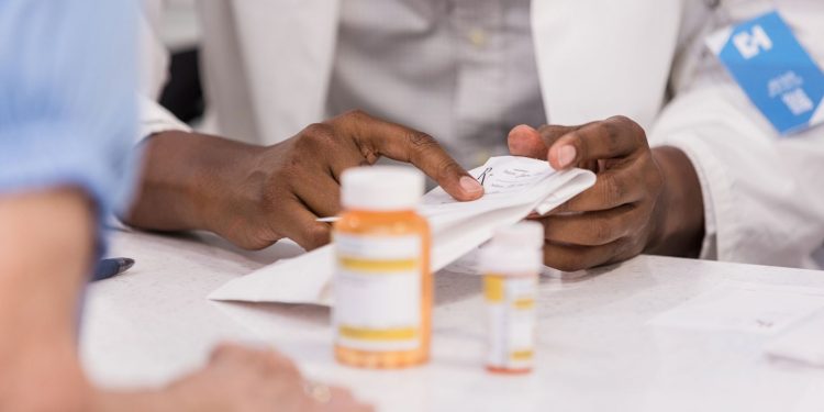 Should pharmacists be moral gatekeepers?