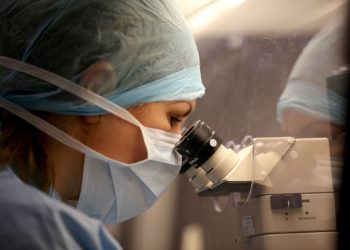 NIH cuts billions from research overhead funding