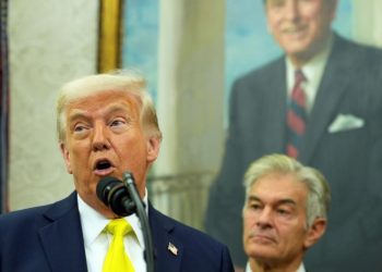 Trump swears-in Mehmet Oz as CMS administrator