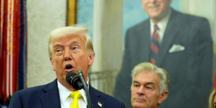 Trump swears-in Mehmet Oz as CMS administrator