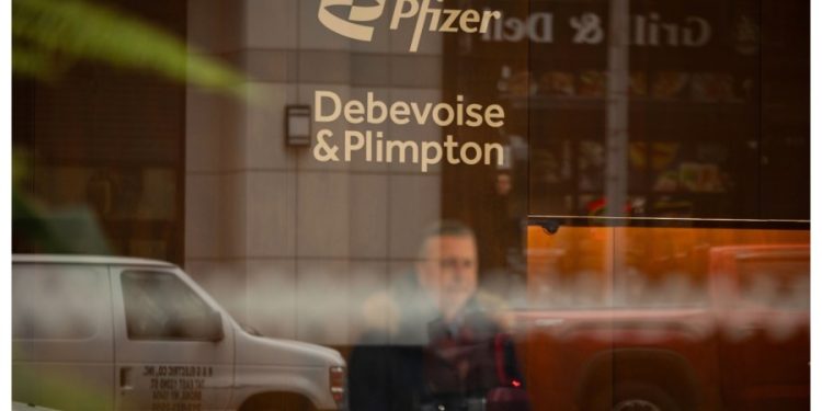 Pfizer will end development of daily anti-obesity pill due to liver injury