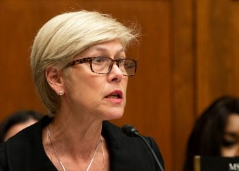 Lawmakers urge Trump administration to clamp down on illicit GLP-1 sales