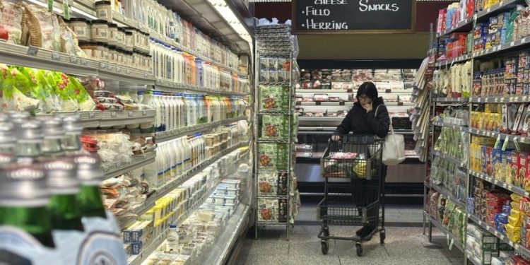 Dollar store food options might not be harming American diets overall: Study