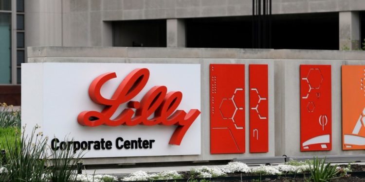 Eli Lilly weight loss pill shows promise, but not as strong as injectables
