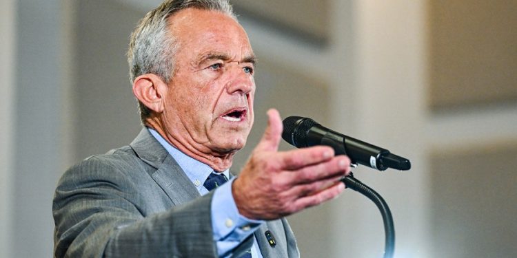 Abbott signs ‘Make Texas Healthy Again’ laws alongside RFK Jr.