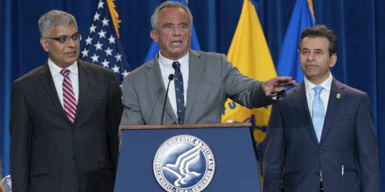 CDC to fund study on debunked link between vaccines and autism