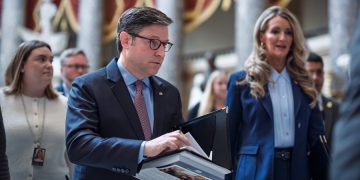 GOP struggles to avoid ObamaCare boomerang amid shutdown 