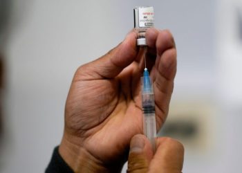 FDA to tighten vaccine rules after memo ties COVID-19 shot to child deaths