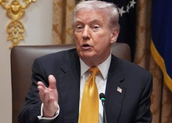 Trump rips Democrats, ‘BIG, BAD’ health insurance companies amid shutdown stalemate