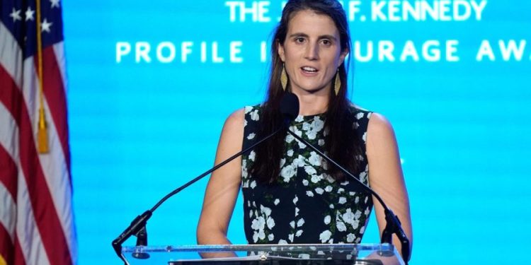 JFK granddaughter reveals terminal cancer diagnosis