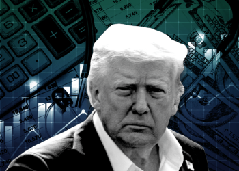 Trump takes populist turn against health insurers  