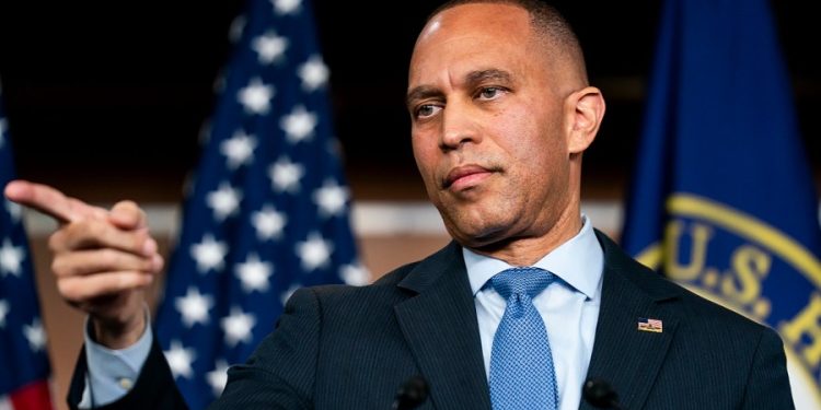 Jeffries, Democrats will offer 3-year extension of ObamaCare subsidies