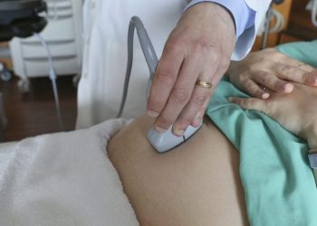 Pregnancy linked to accelerated biological aging, study finds