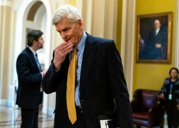 Senate GOP health care plan fails on mostly party-line vote