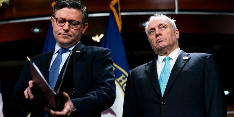 Republican tensions boil over as ObamaCare deadline approaches