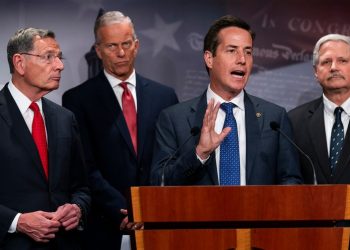 Abortion, minimum premiums emerge as sticking points in Senate ObamaCare talks