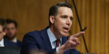 Hawley introduces bill to remove FDA approval for Mifepristone