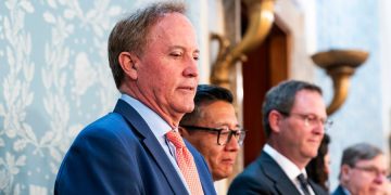 Texas attorney general: ‘Illegal’ for mental health providers to ‘transition’ kids in state