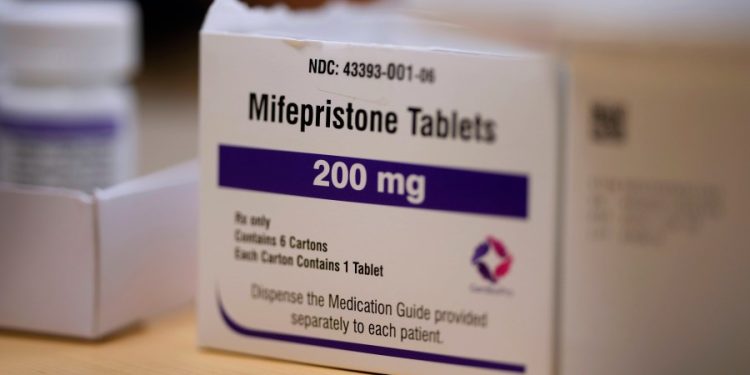 Appeals court blocks mail-order mifepristone, restricting abortion access nationwide