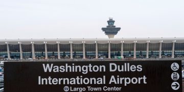US orders travelers from Ebola outbreak countries to pass through Dulles for enhanced screening