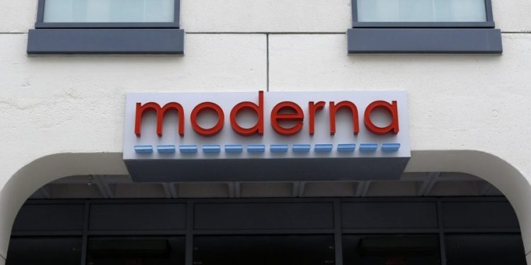 Moderna gets $50M investment for Ebola vaccine candidate