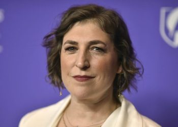 Actress Mayim Bialik shares her ‘nightmare’ experience with a GLP-1