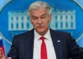 Oz sidesteps questions on Pulte’s lack of intel background