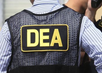DEA moves to ban opioid-like kratom compound 7-OH