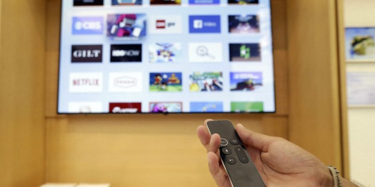 Study links heavy TV watching to brain changes tied to Alzheimer’s