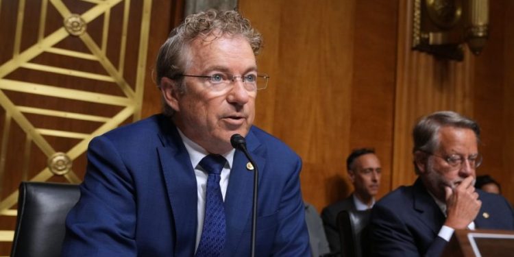 Paul has one of Fauci’s attorneys removed from hearing room