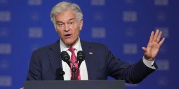Trump administration finalizes rule restricting trans healthcare for minors on Medicaid