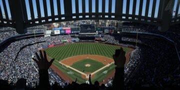 Yankee Stadium listed in Legionnaires cluster: Officials