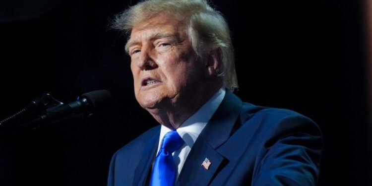 Trump pledges $500 ObamaCare rebate checks